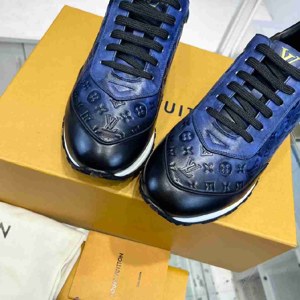 LV sneakers LU0375