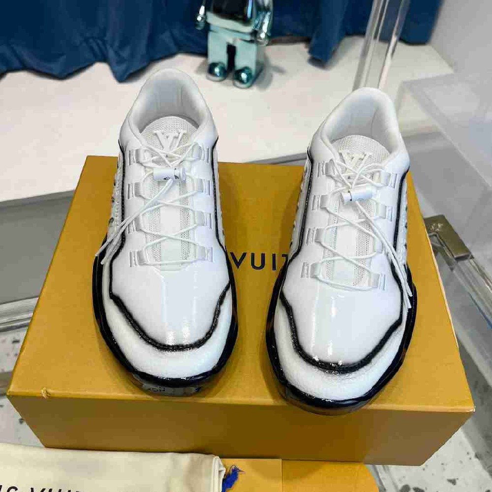 LV sneakers LU0386