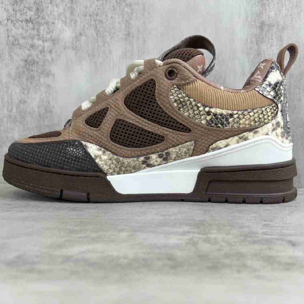 LV sneakers LU0405