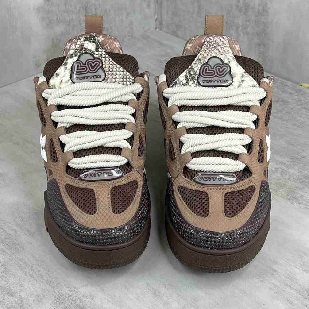 LV sneakers LU0405