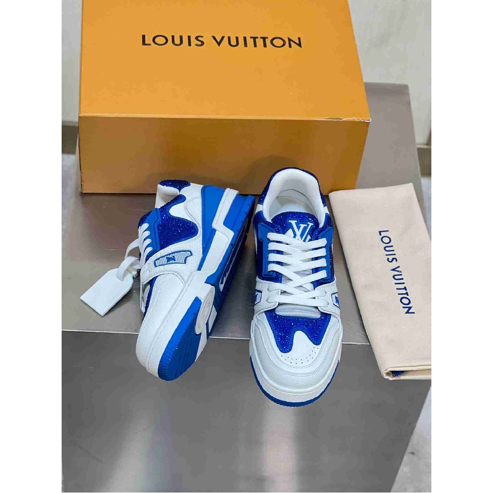 LV sneakers LU0441
