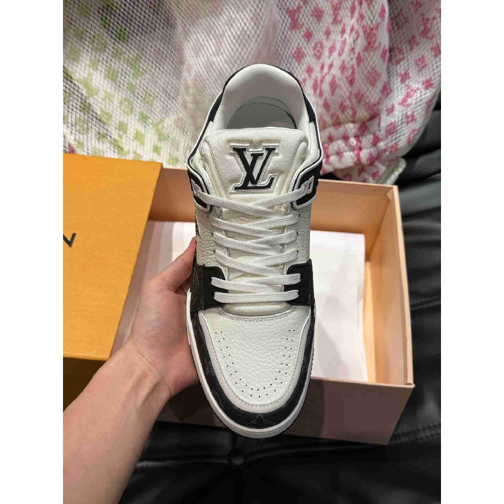 LV  sneakers LU0467