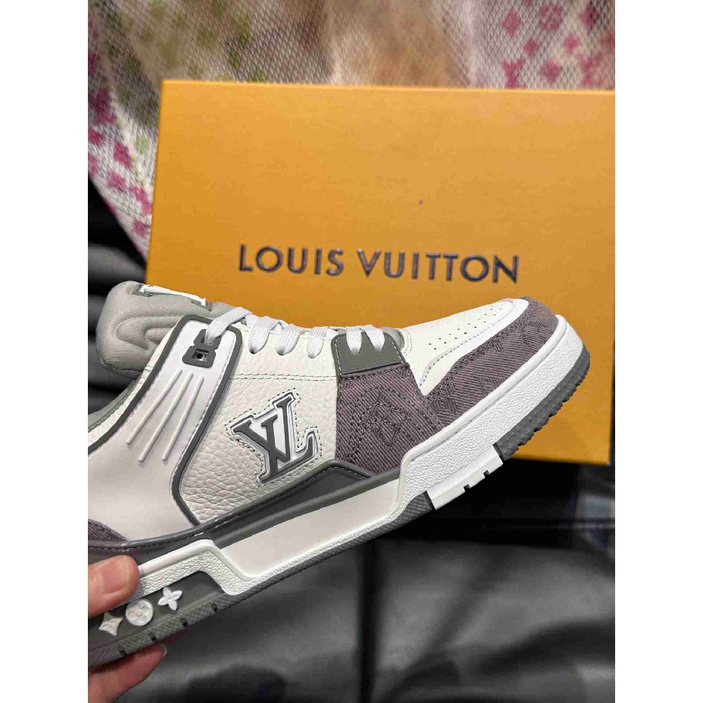 LV  sneakers LU0470
