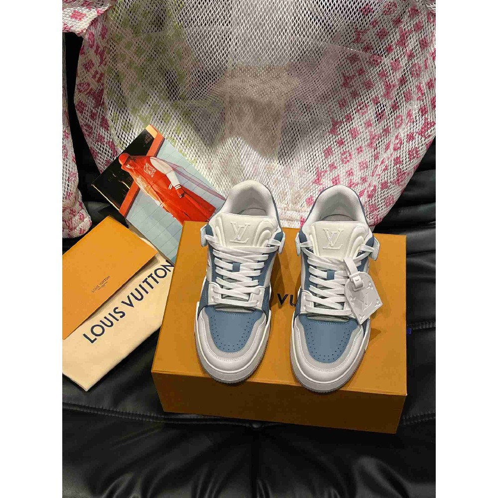 LV sneakers LU0472