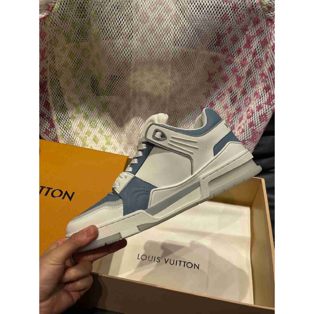 LV sneakers LU0472