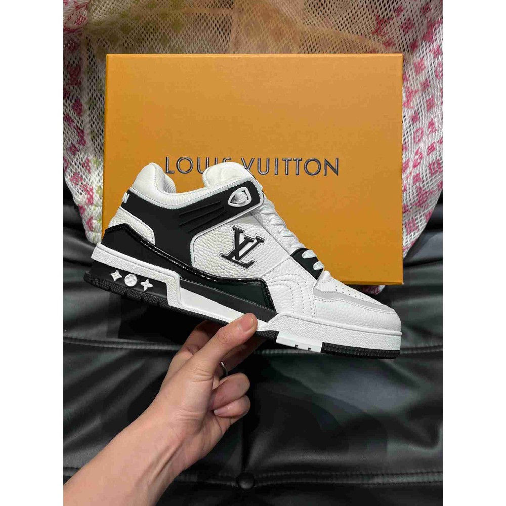LV  sneakers LU0475