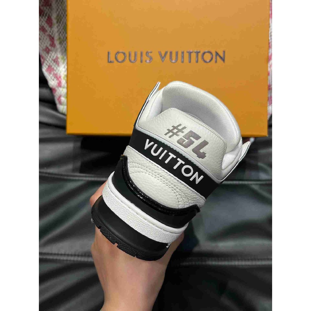 LV  sneakers LU0475