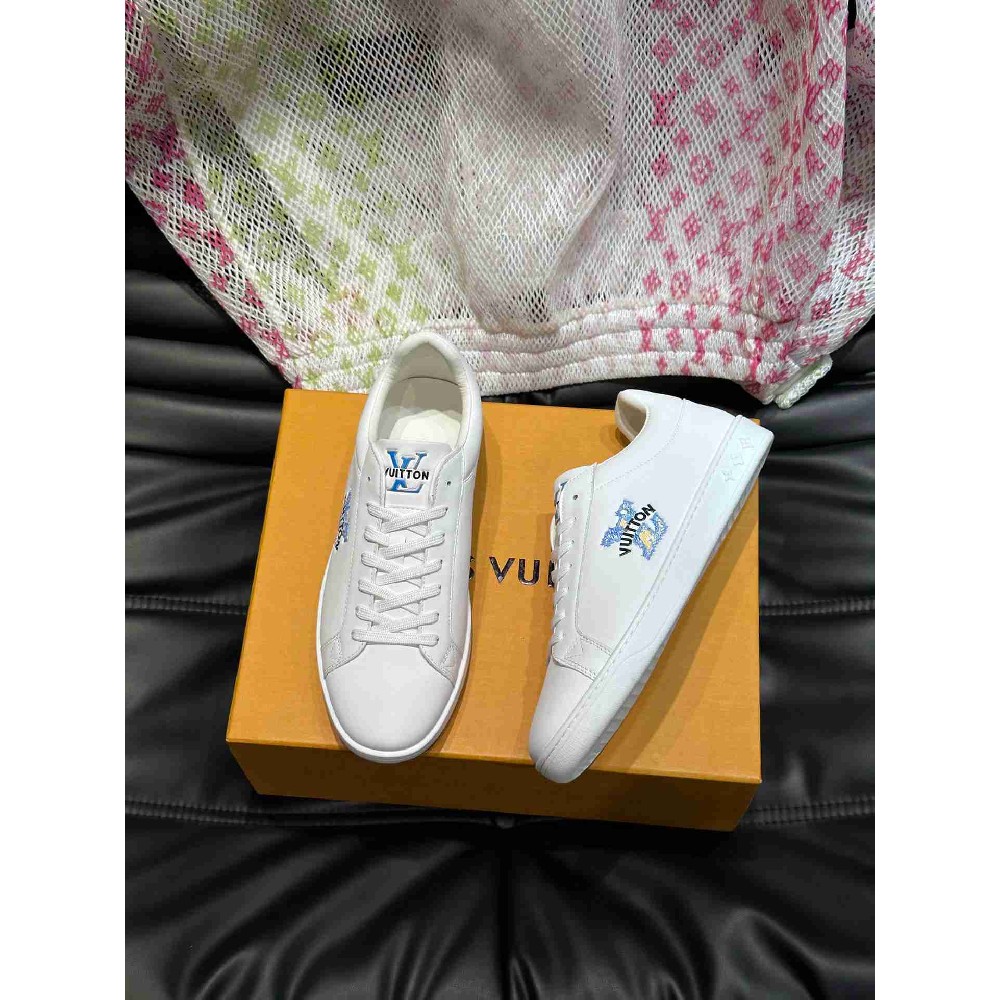 LV sneakers LU0478