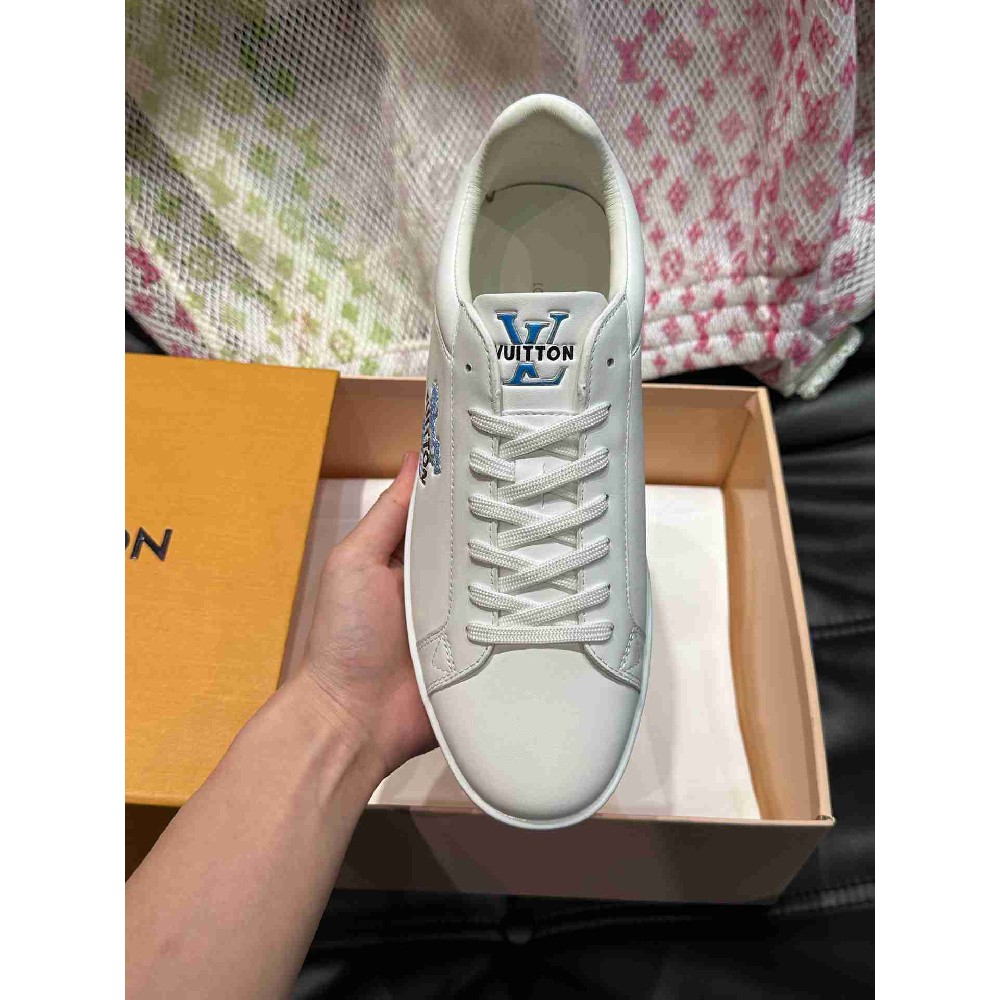 LV sneakers LU0478