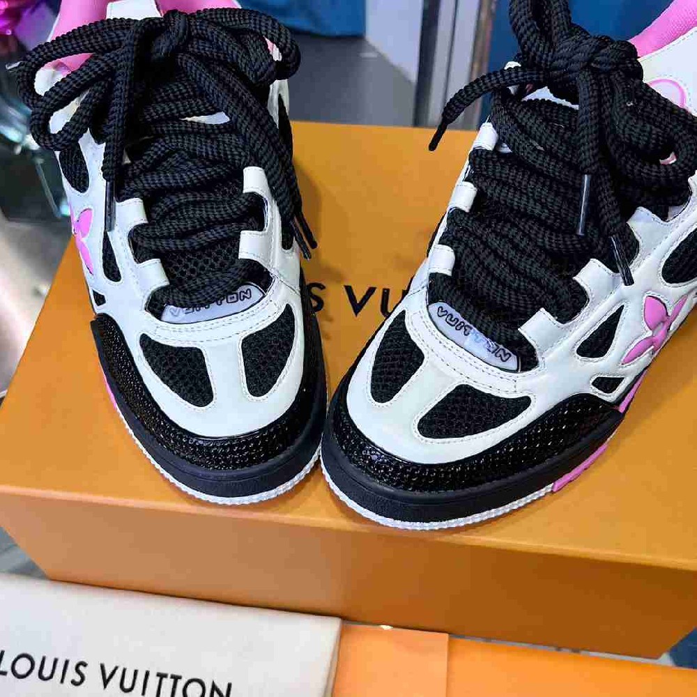 LV  sneakers LU0490