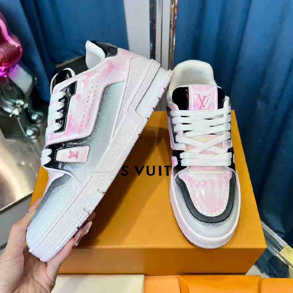 LV  sneakers LU0494