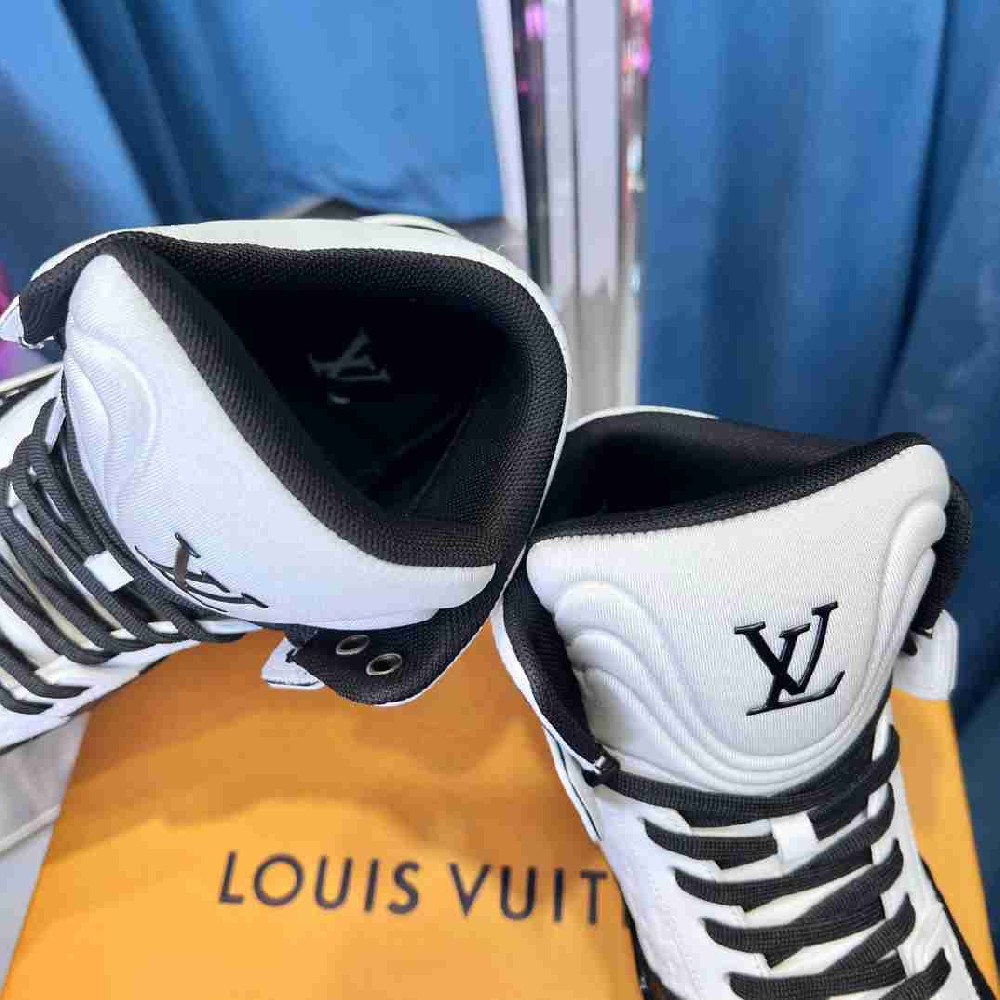 LV  sneakers LU0505