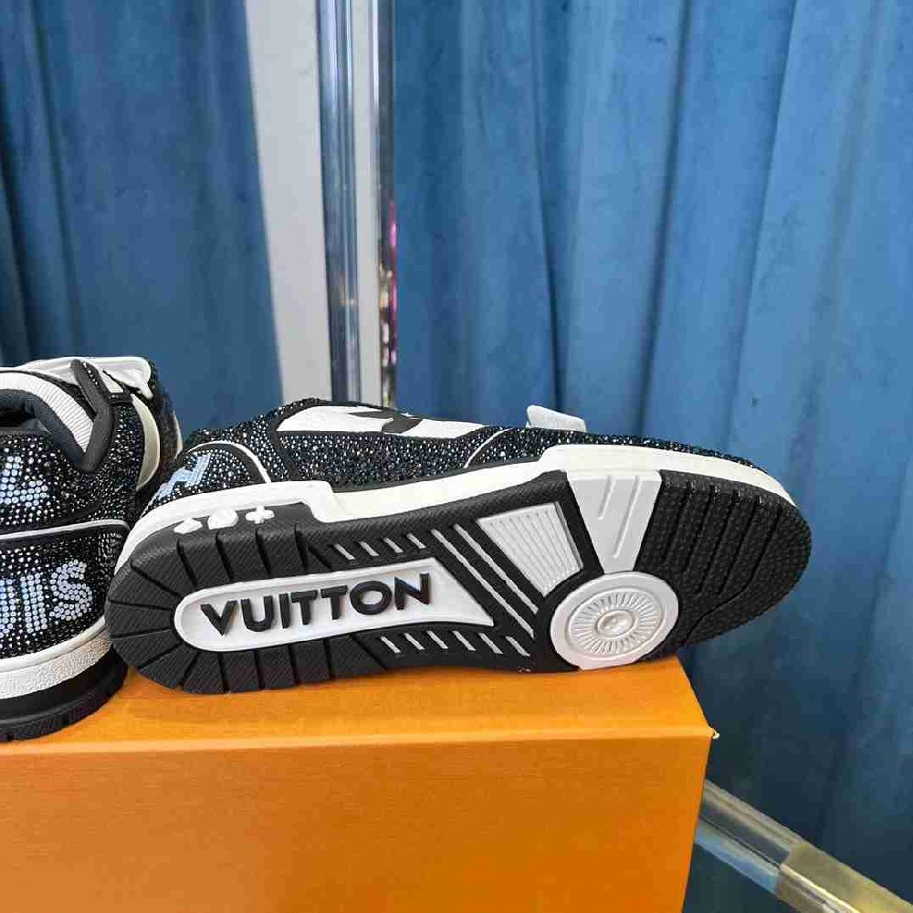 LV  sneakers LU0508