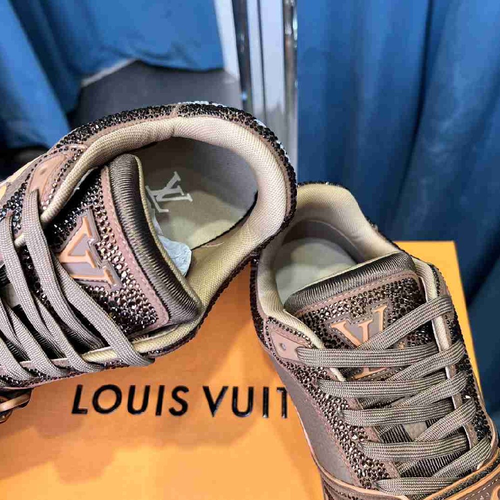 LV  sneakers LU0509