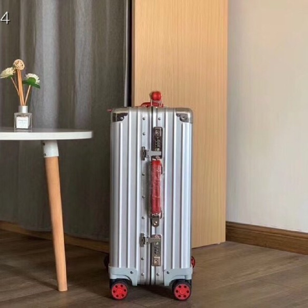 Rimowa  Suitcase LXX0057