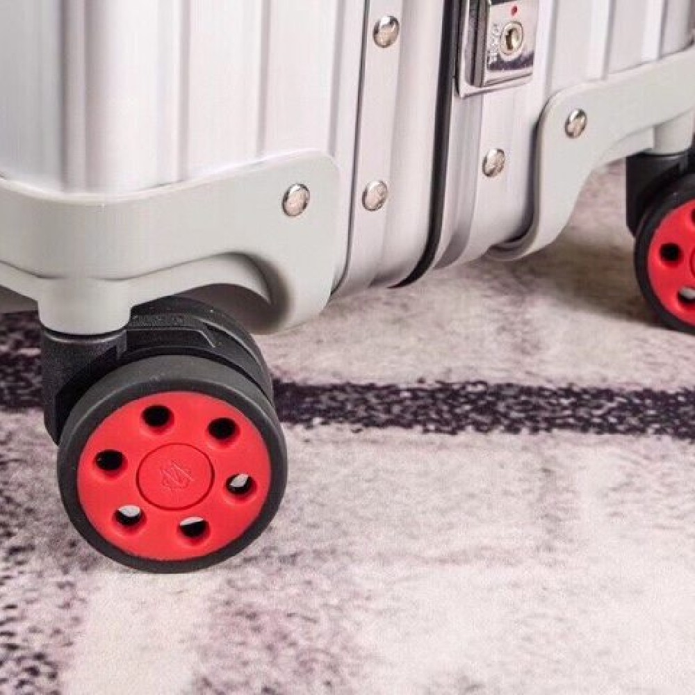 Rimowa  Suitcase LXX0057