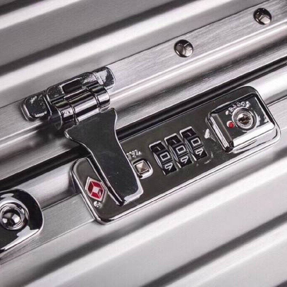 Rimowa  Suitcase LXX0057