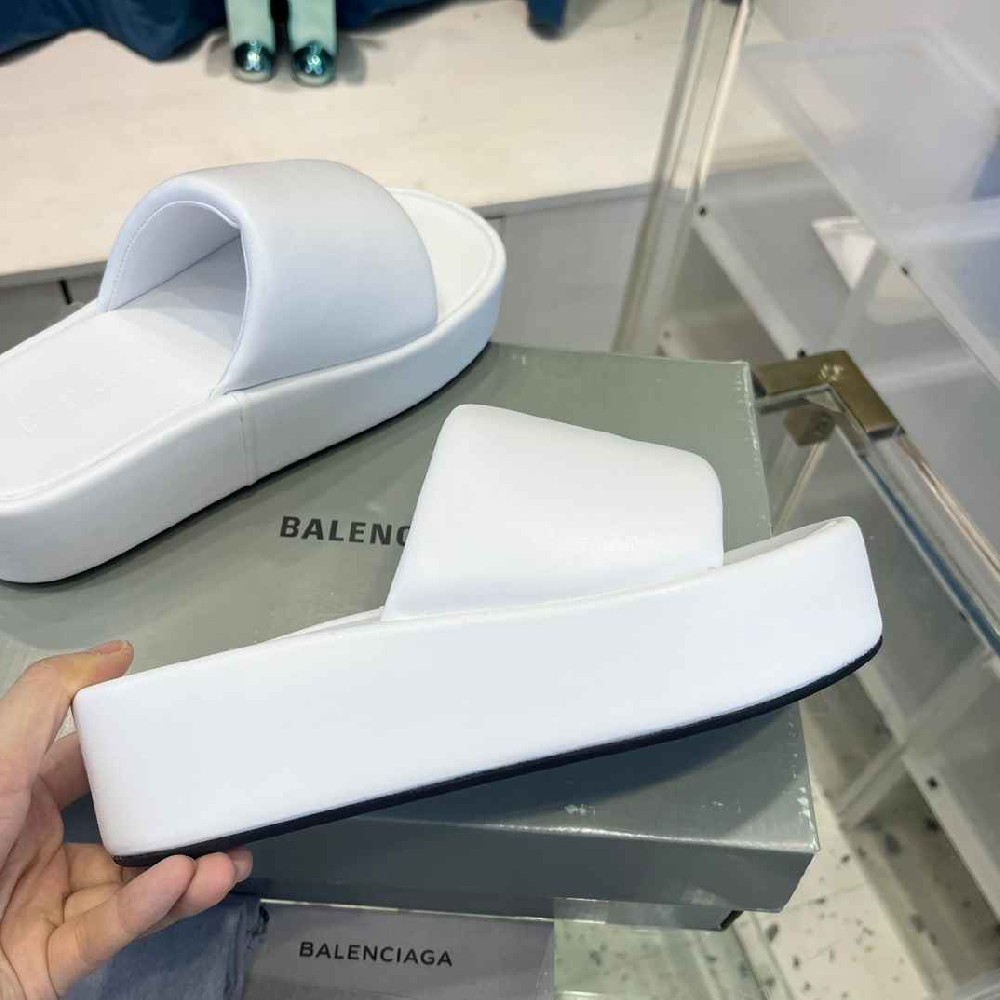 BOTTEGA VENETA Slipper