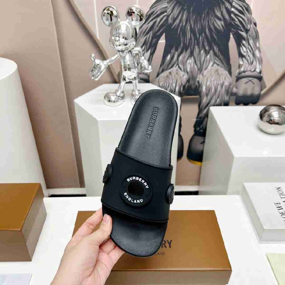 BURBERRY Slipper