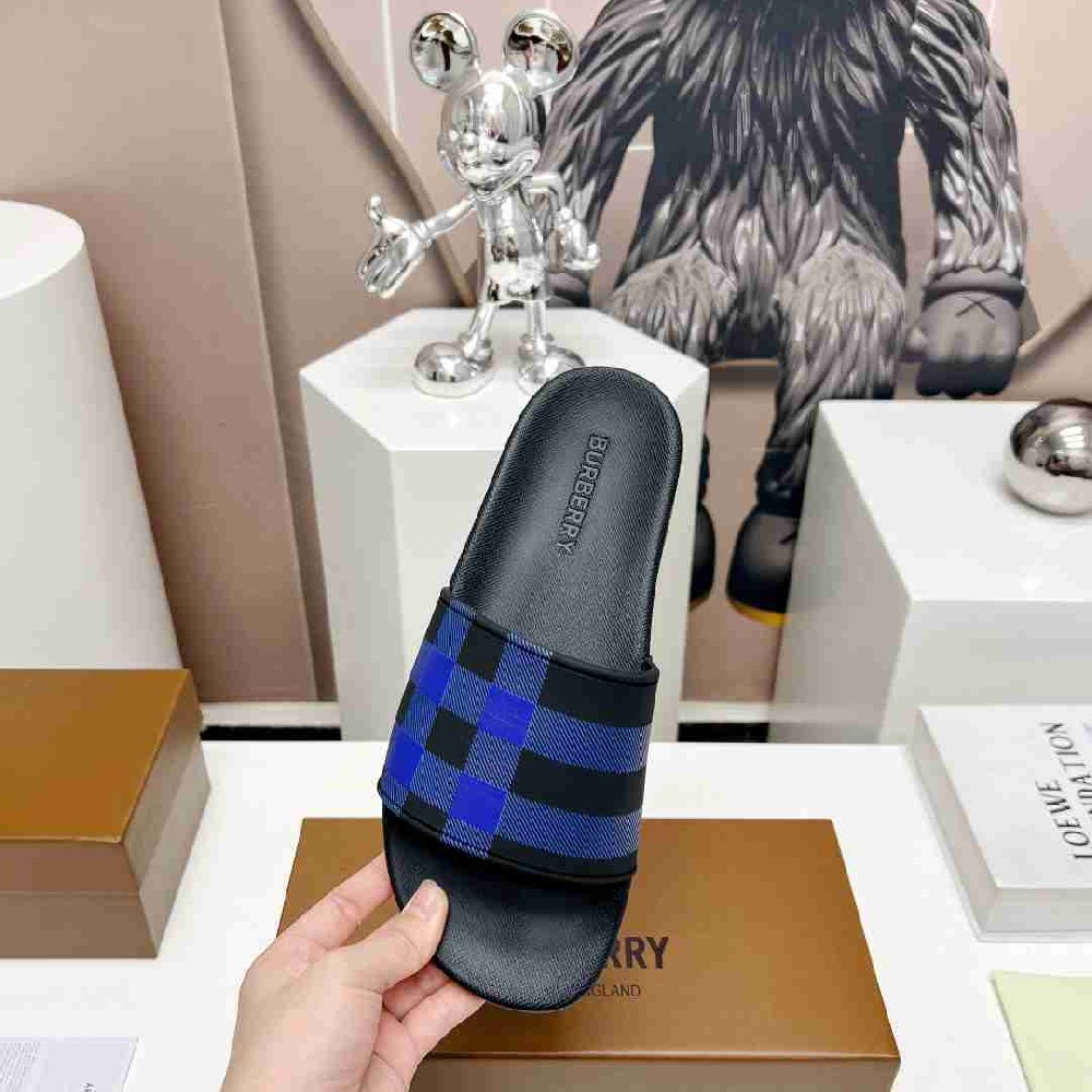 BURBERRY Slipper