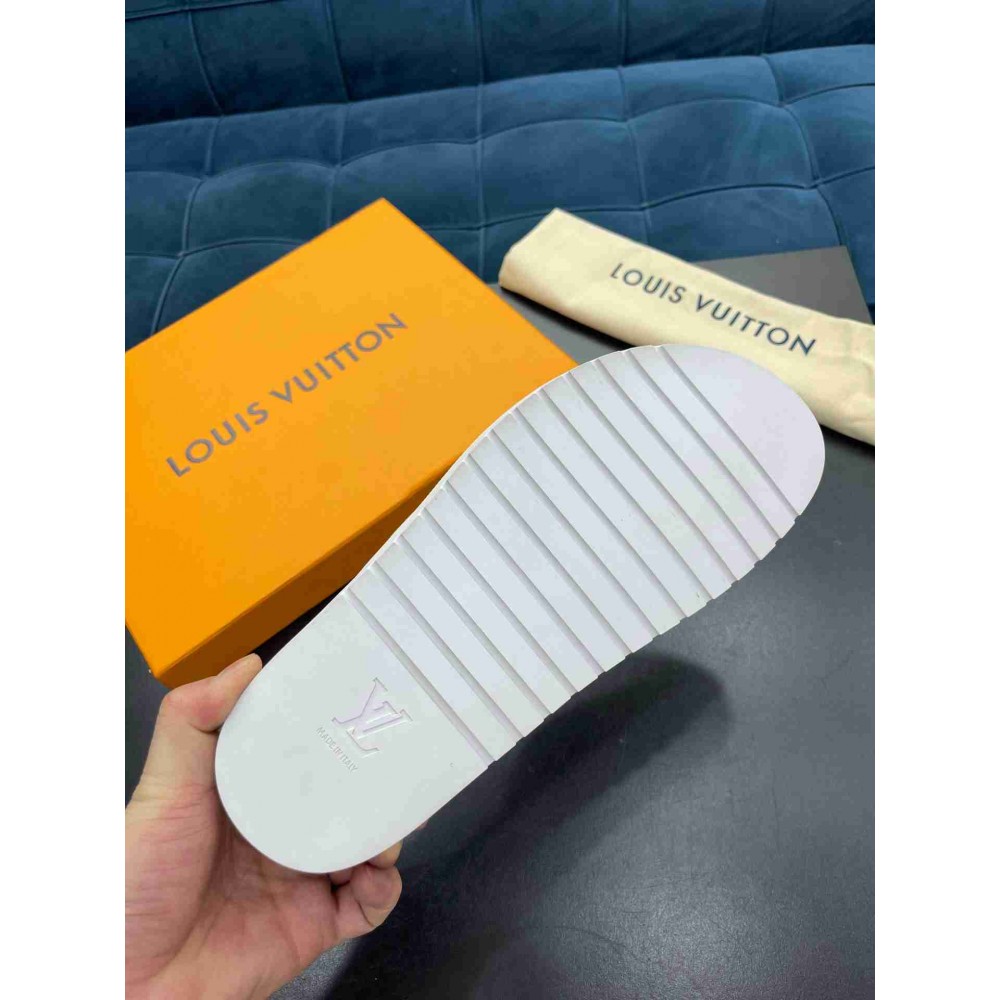 Louis Vuitton Slipper