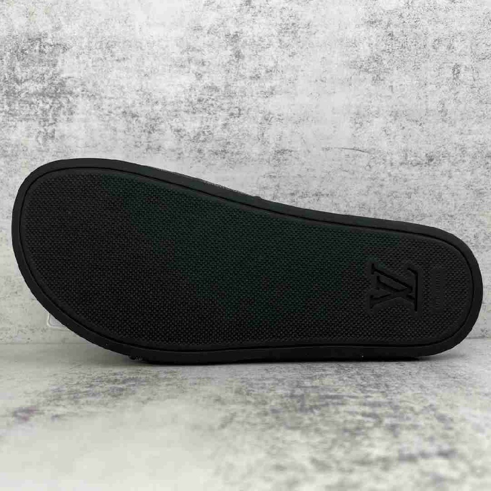 Louis Vuitton Slipper