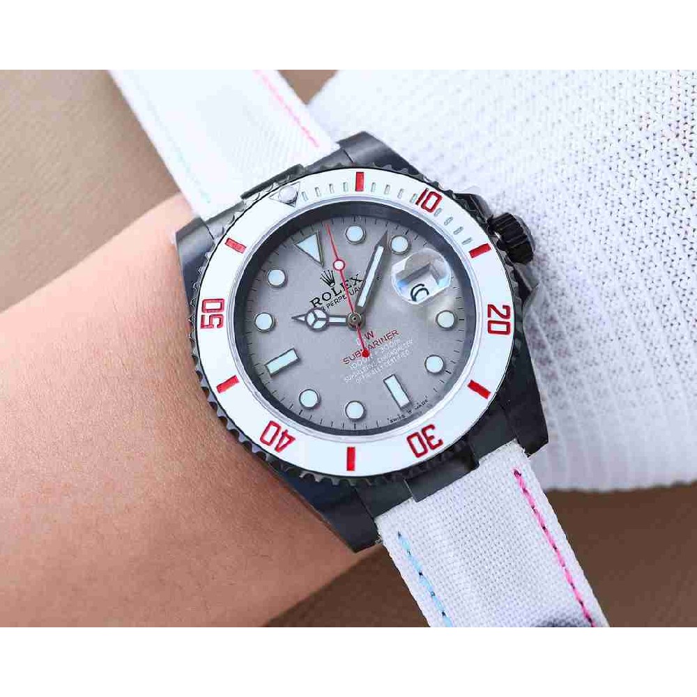 ROLEX  New Submariner 40MM RO1383