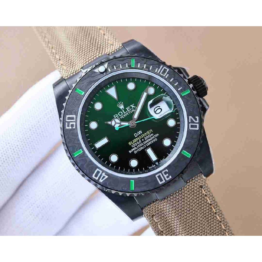 ROLEX  New Submariner 40MM RO1385